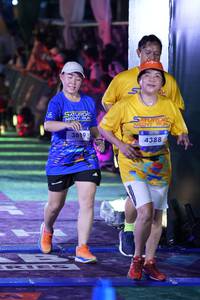 BIB: 3619, 4388
                            <button type="button" onclick="openModal(26256536)" class="btn btn-primary btn-sm float-right btn-popup" data-toggle="modal" data-target=".modal-high-quality">
                        <i class="fas fa-shopping-cart"></i> Add to Cart
                    </button>
                                            <button type="button" onclick="isThisMe(26256536, true)" class="btn btn-success btn-sm float-right btn-popup btn-isme hidden" data-toggle="tooltip" data-placement="bottom" title="นี่คือรูปของคุณใช่ไหม คลิกที่นี่เพื่อเอาเข้าอัลบั้ม">
                        <i class="fas fa-plus"></i> Add to album
                    </button>
                    <button type="button" onclick="isThisMe(26256536, false)" class="btn btn-warning btn-sm float-right btn-popup btn-isnotme hidden">
                        <i class="fas fa-ban"></i> Remove from album
                    </button>